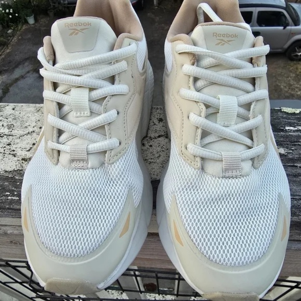 Reebok White and Beige Women's Sneakers
